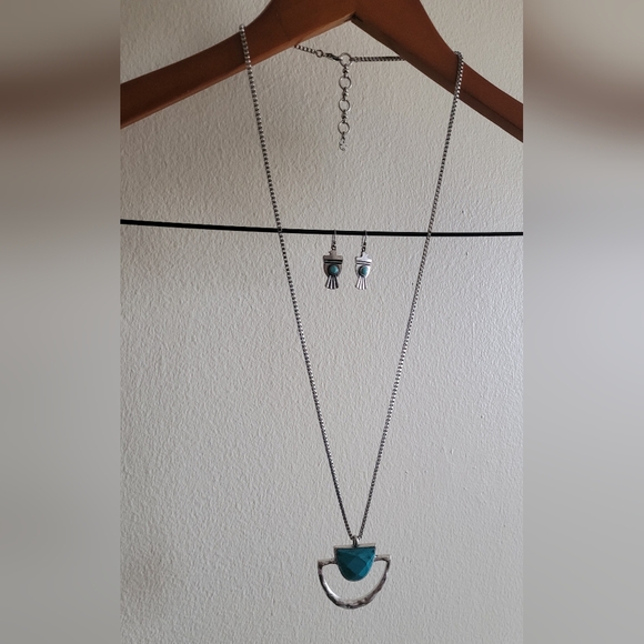 Lucky Brand turquoise and silver necklace and earring set - Picture 2 of 7